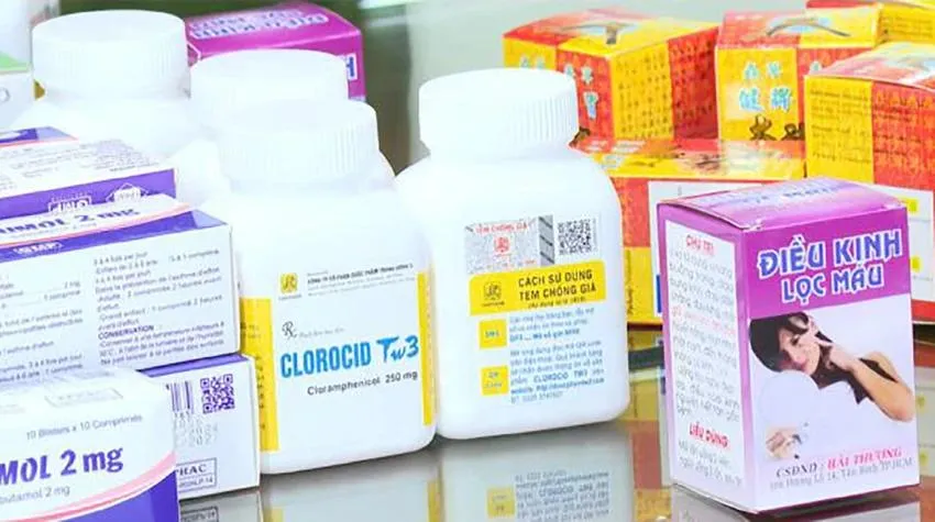 Nhiều loại thuốc chữa bệnh giả có dán tem chống giả để lừa người tiêu dùng