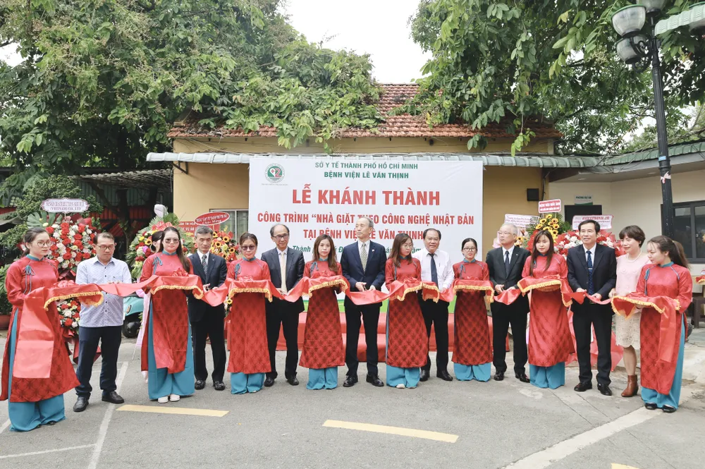 vận hành nhà giặt công nghệ nhật bản tại bệnh viện lê văn thịnh