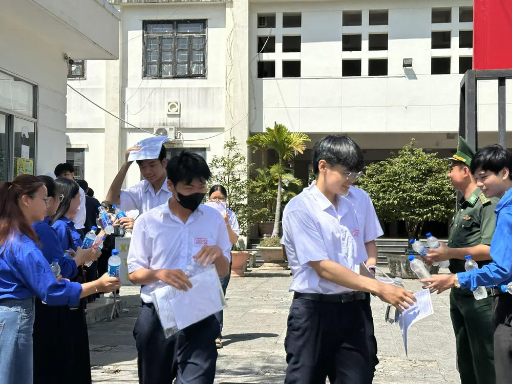 thi tot nghiep THPT 2025 van quang nam.jpg