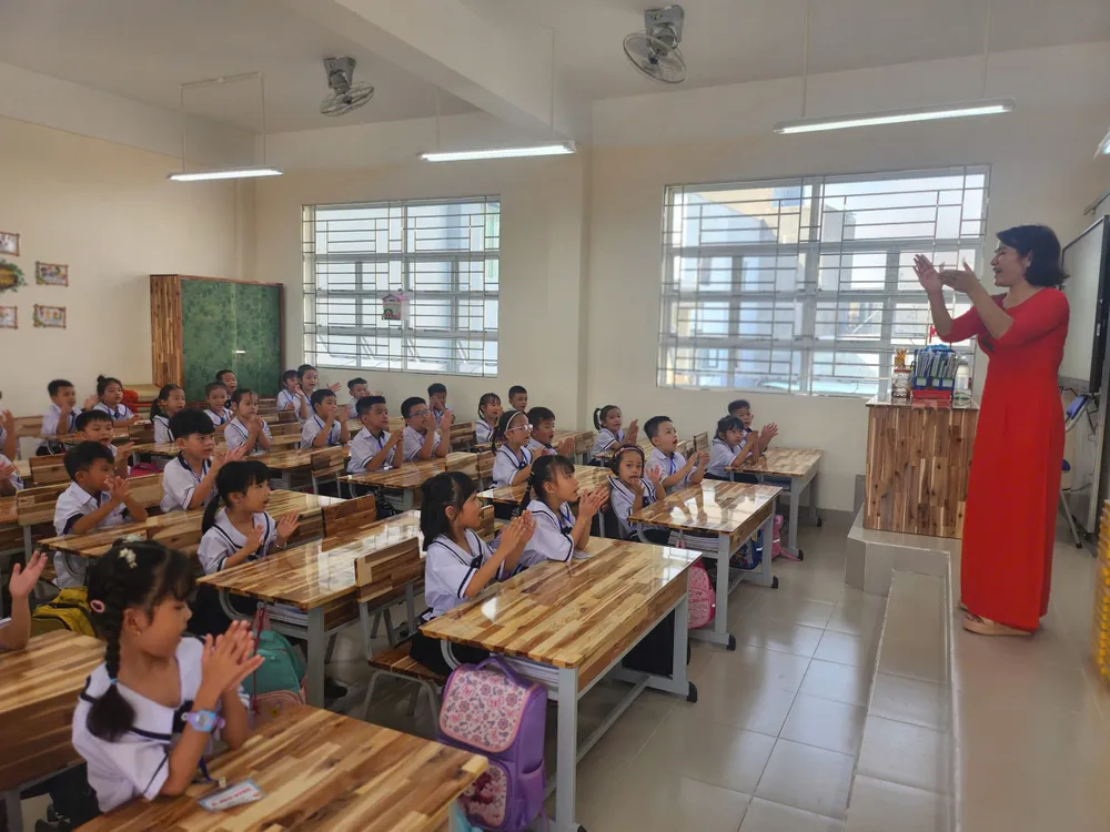 xây trường mới tại tphcm