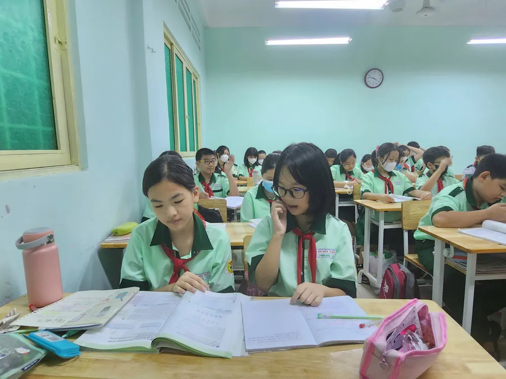 xay truong moi, truong THCS ha huy tap.jpg