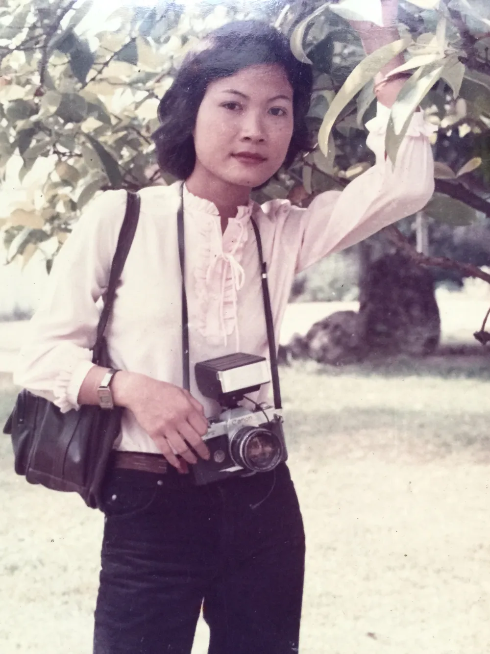 Hộ khẩu - một thời khốn khổ ảnh 1