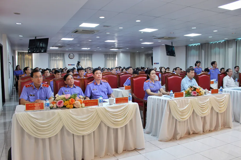 Toàn cảnh hội nghị sơ kết sáu tháng đầu năm 2023 tại VKSND TP.HCM. Ảnh: SONG MAI