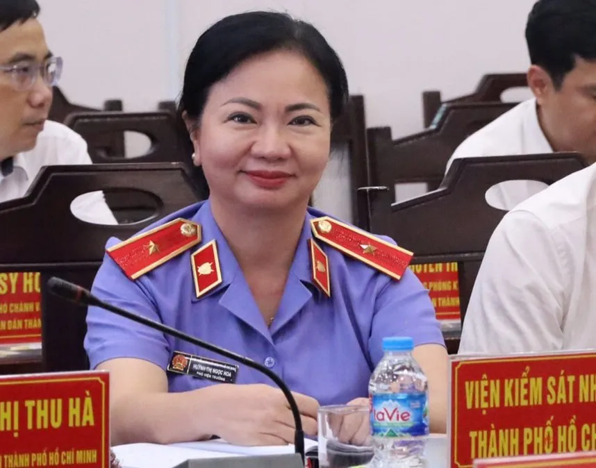 Phó viện trưởng VKSND TP.HCM Huỳnh Thị Ngọc Hoa tại hội nghị. Ảnh: SONG MAI