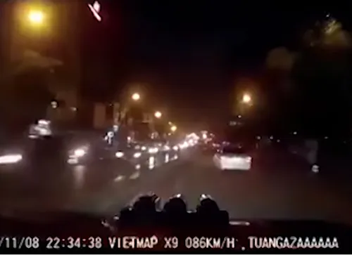 Có dấu hiệu gây rối trong vụ taxi đâm người trên cầu Bộc ảnh 1