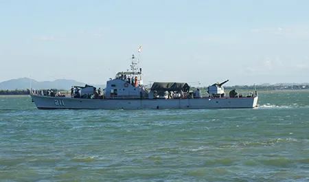 Bắt được tín hiệu SOS vùng biển nghi nơi máy bay Su - 30MK2 rơi ảnh 1