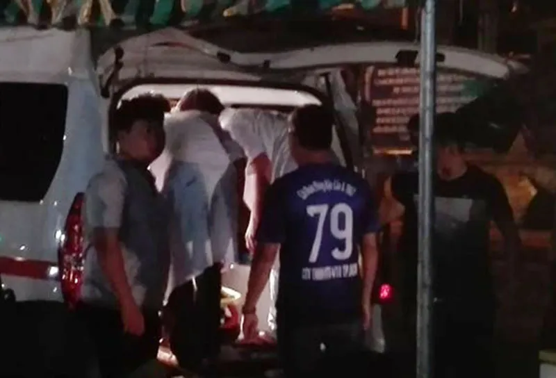 Vụ cháy ở Cần Thơ: Lửa bất ngờ bùng phát trở lại ảnh 5