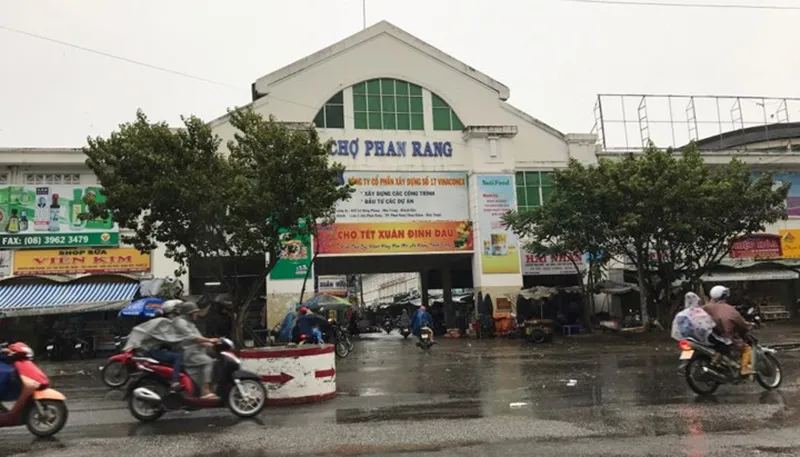 Bão 12 làm 37 người chết, mất tích, hỏng gần 24.000 nhà ảnh 27 Bão 12 làm 37 người chết, mất tích, hỏng gần 24.000 nhà ảnh 27