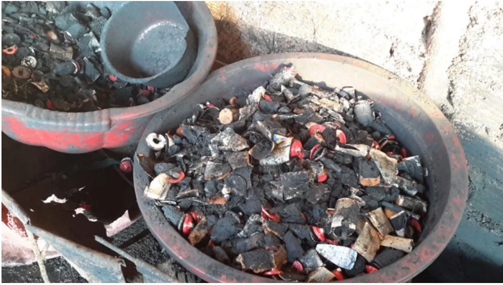 Gần 50 kg pin để nhuộm cà phê trong cơ sở nông sản ảnh 3