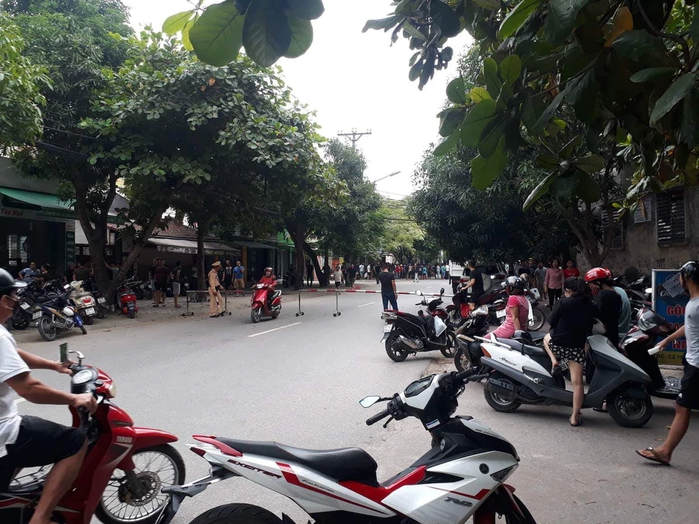 Hiện trường bao vây nghi phạm ma túy tại Vinh ảnh 8