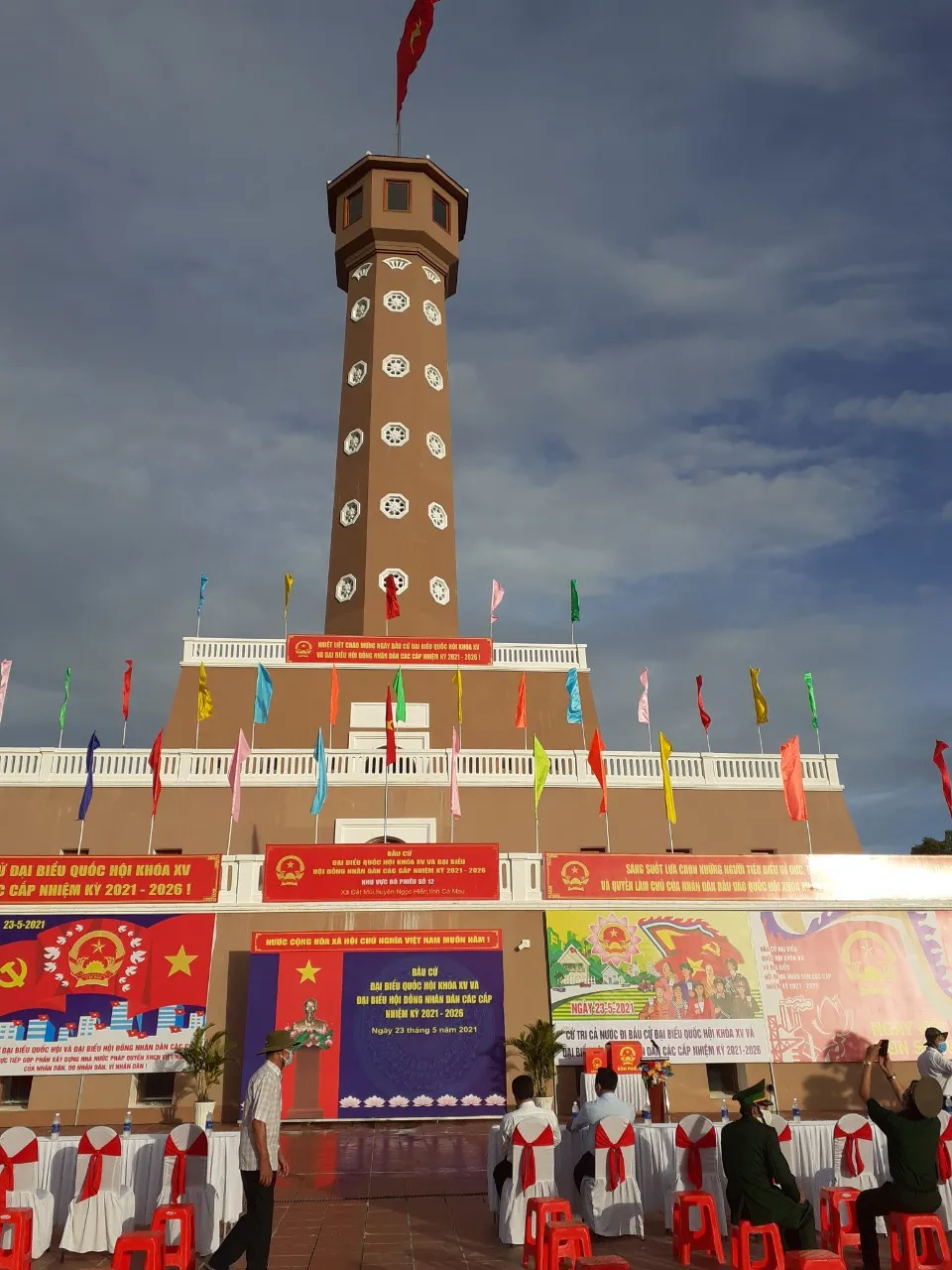 Hơn 69 triệu cử tri cả nước đi bầu cử ảnh 35