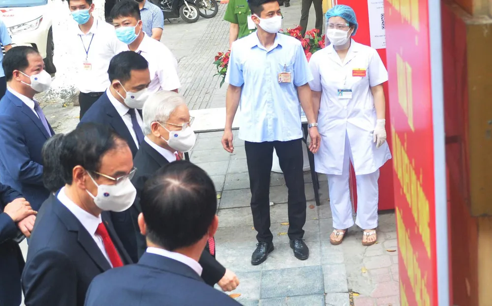 Hơn 69 triệu cử tri cả nước đi bầu cử ảnh 70