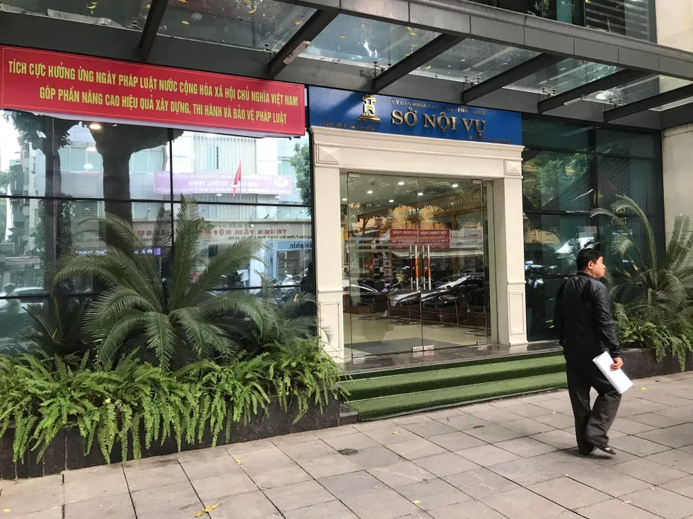 Trụ sở Sở Nội vụ TP Hà Nội bị tạm đình chỉ một tháng vì vi phạm PCCC. Ảnh: TP Trụ sở Sở Nội vụ TP Hà Nội bị tạm đình chỉ một tháng vì vi phạm PCCC. Ảnh: TP