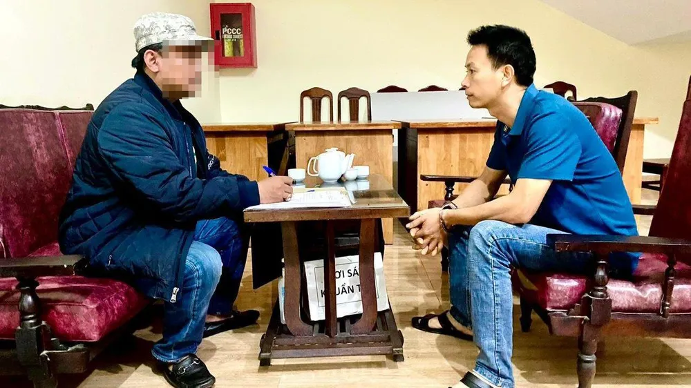 Nguyễn Văn Hùng bị bắt sau 16 năm trốn truy nã. Ảnh: CA Nguyễn Văn Hùng bị bắt sau 16 năm trốn truy nã. Ảnh: CA