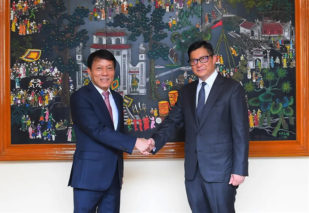 Thứ trưởng Lương Tam Quang và Cục trưởng Đặng Bính Cường Thứ trưởng Lương Tam Quang và Cục trưởng Đặng Bính Cường