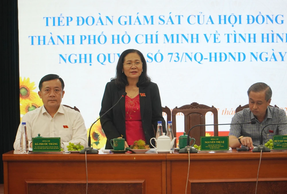Chủ tịch HĐND TP.HCM Nguyễn Thị Lệ chủ trì buổi giám sát với UBND TP Thủ Đức. Ảnh: THANH THUỲ sua_chu-tich-tp-thuc-duc-noi-ve-sap-xep-bo-may.jpg