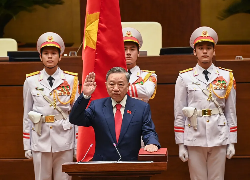 Đại tướng Tô Lâm tuyên thệ nhận chức Chủ tịch nước. Ảnh: PHẠM THẮNG to-lam-tuyen-the.jpg