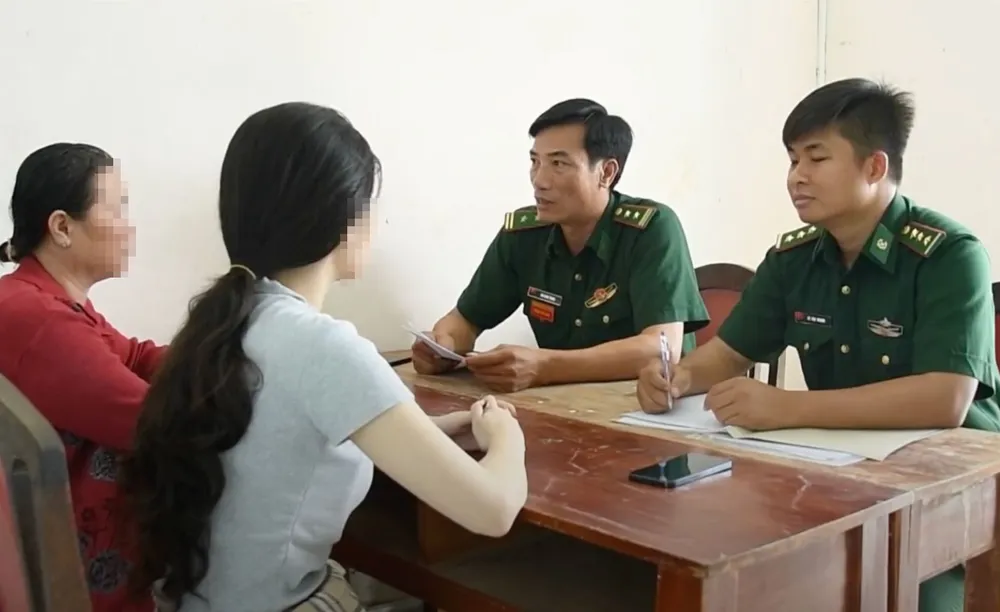 BĐBP tỉnh Tây Ninh đã giải cứu thành công một nữ nạn nhân và đưa về nước an toàn. Ảnh: BĐBP p5_thay_chinh_votung_ttam.jpg