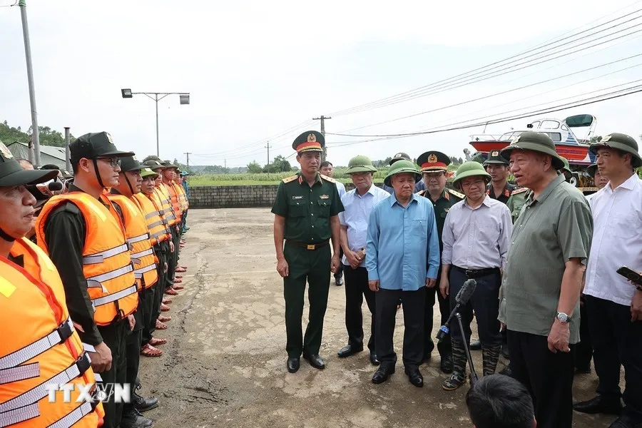 tong-bi-thu-tuyen-quang-4.jpg