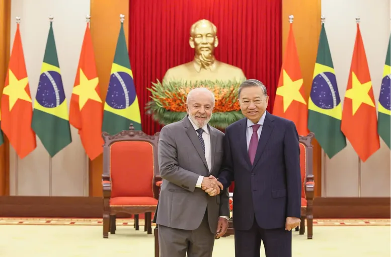 Tổng Bí thư Tô Lâm tiếp Tổng thống Luiz Inácio Lula da Silva - Ảnh: VGP/Nhật Bắc