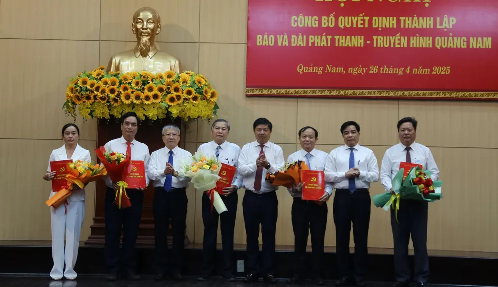Quảng Nam hợp nhất Báo và Đài Phát thanh - Truyền hình, bổ nhiệm 1 trưởng phòng làm phó tổng biên tập. Ảnh: TN sua1_hop-nhat-bao-va-dai-phat-thanh-truyen-hinh-2-5240-2942.jpg