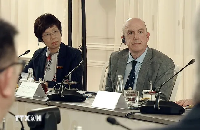 Tổng Giám đốc TTXVN Vũ Việt Trang tại buổi phỏng vấn Tổng thống Liên bang Nga Vladimir Putin. (Ảnh: Quang Vinh/TTXVN)