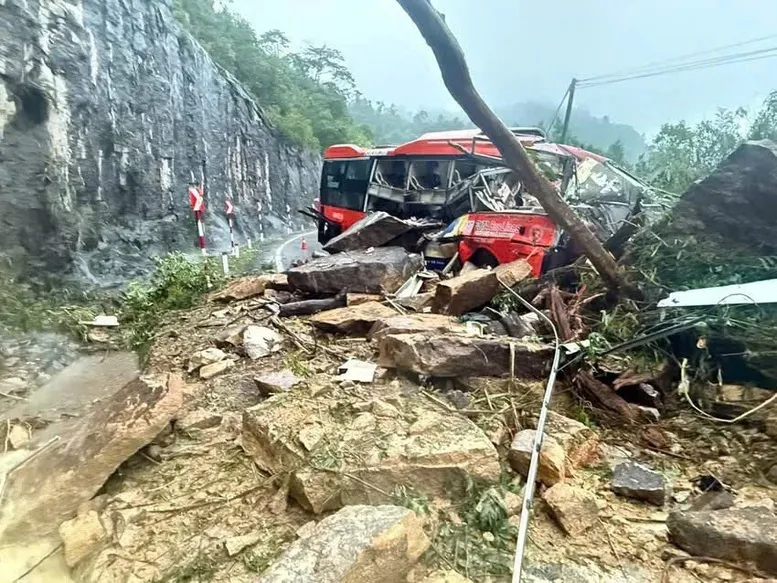 Hiện trường vụ sạt lở