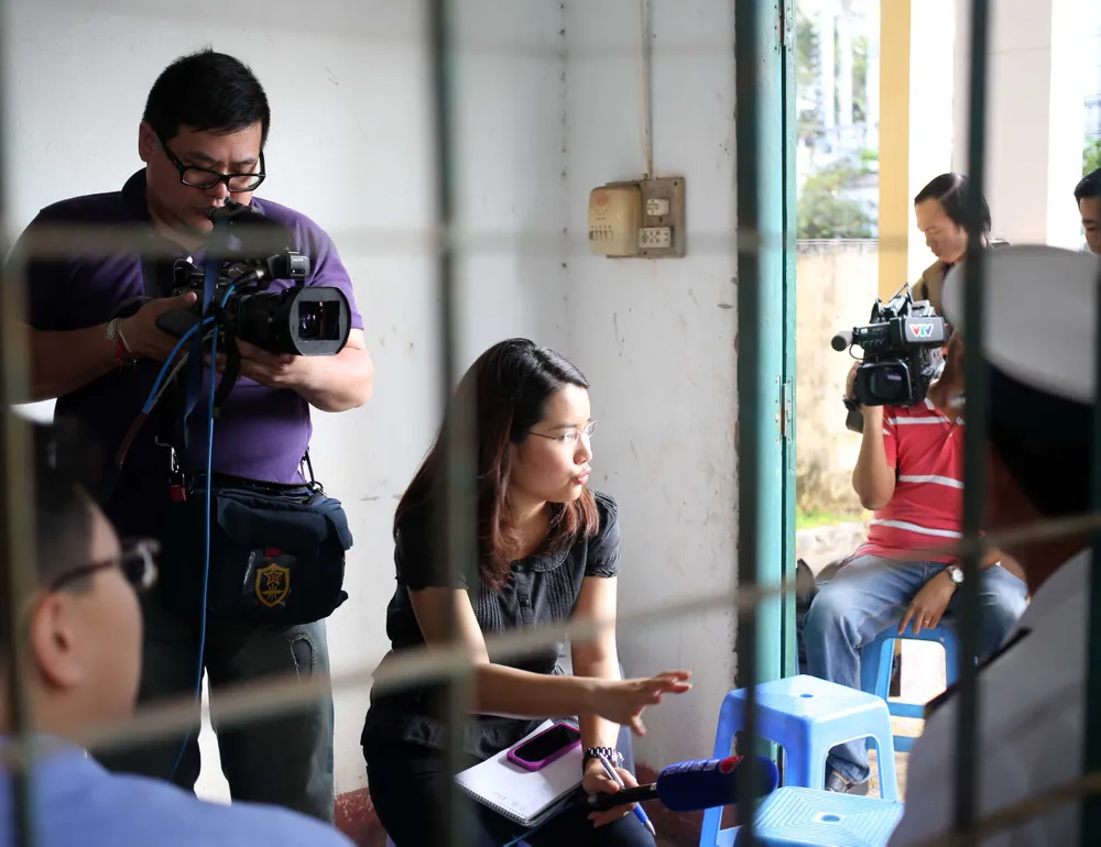 Báo chí nước ngoài quan tâm đến công tác cứu hộ của Việt Nam ảnh 2