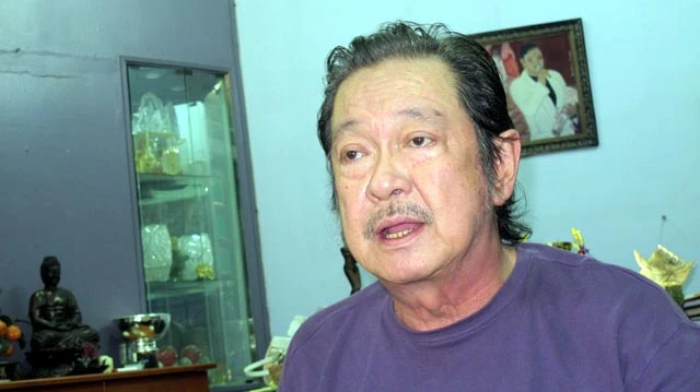 Chánh Tín vừa từ bệnh viện về hôm nay (14.3) và khẩn thiết mong tạm hoãn thi hành án!Ảnh: Phùng Bắc