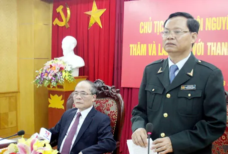 Tổng Thanh tra Chính phủ Huỳnh Phong Tranh báo cáo Chủ tịch Quốc hội những hoạt động của ngành