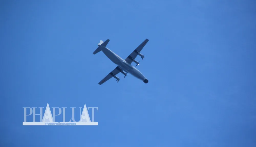 Chùm ảnh mới nhất: Tận mắt chứng kiến tàu Trung Quốc húc tàu Cảnh sát biển Việt Nam ảnh 15