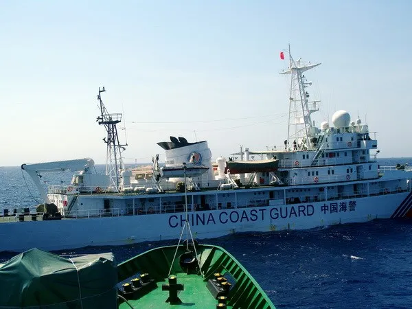 Báo Hong Kong: Sự ngạo mạn nguy hiểm của Bắc Kinh ở Biển Đông ảnh 1