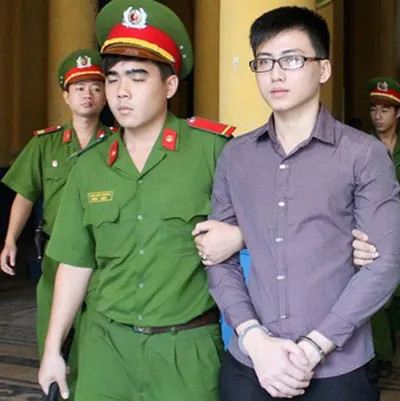 sát thủ, đẹp trai, kính cận, tri thức, vũ lực, tội phạm, xin lỗi