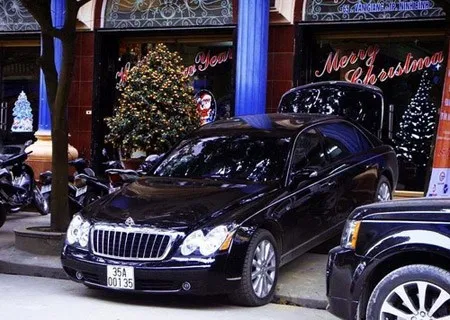 siêu-xe, Rolls-Royce Phantom, Cường-đôla, Cường Luxủy, Đỗ-Bình-Dương, bầu-Thụy,