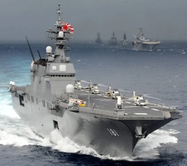 Tàu sân bay trực thăng đa năng lớp Izumo.