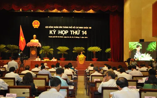 HĐND TP.HCM dành một phút mặc niệm tưởng nhớ 18 chiến sĩ hy sinh ảnh 1 HĐND TP.HCM dành một phút mặc niệm tưởng nhớ 18 chiến sĩ hy sinh ảnh 1