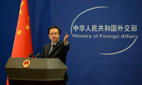 Phát ngôn viên Bộ Ngoại giao Trung Quốc Hồng Lỗi. Ảnh:AFP. honglei-china-foreign-ministry-9987-2406