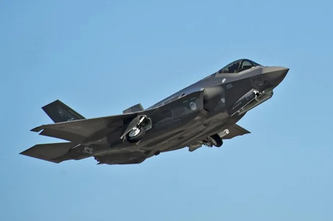 Báo Trung Quốc coi F-35 là mối đe dọa lớn nhất trong 10 năm tới ảnh 1