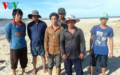 13 ngư dân bị Trung Quốc bắt giữ đã về đến Quảng Bình ảnh 2