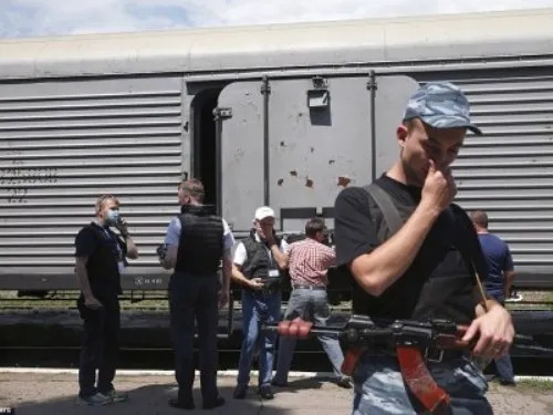 Một tay súng phe ly khai thừa nhận bắn hạ MH17 ảnh 1 Một tay súng phe ly khai thừa nhận bắn hạ MH17 ảnh 1