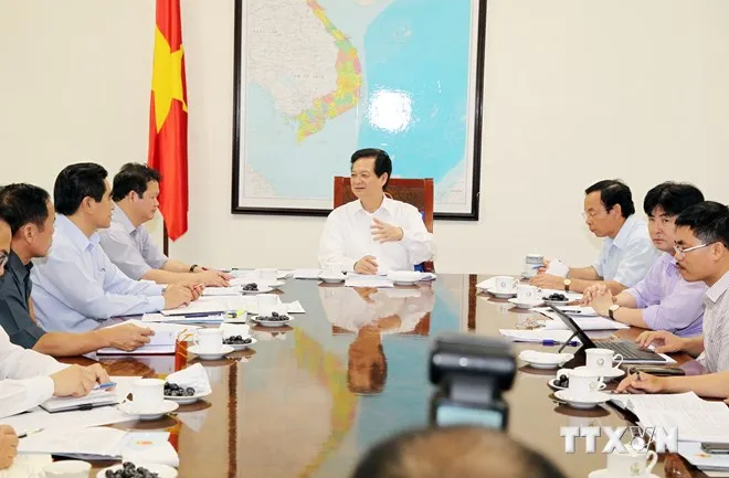 Thủ tướng: Lào Cai cần hết sức quan tâm đảm bảo quốc phòng, an ninh ảnh 1