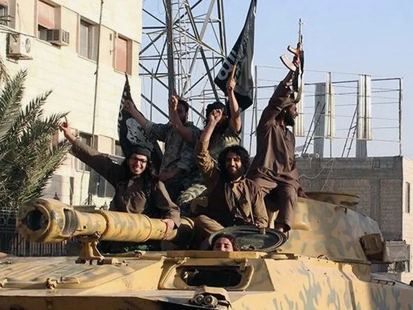 Tại sao tư tưởng cực đoan của IS vẫn có đất để phát triển? ảnh 1