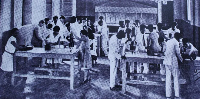Giáo dục Việt Nam cách đây hơn 100 năm ảnh 15