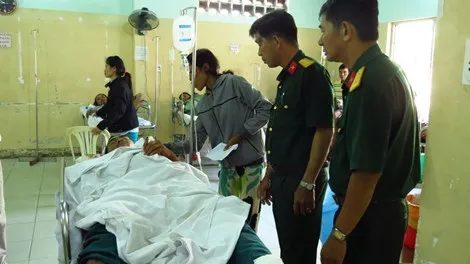 Chùm ảnh vụ tai nạn đặc biệt nghiêm trọng khiến 7 dân phòng thương vong ảnh 7