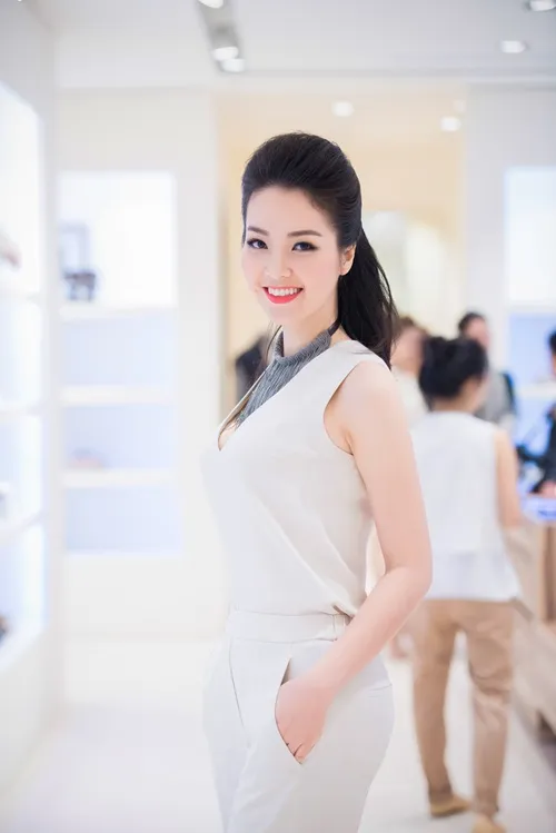 Ảnh mới nhất của tân Hoa hậu Kỳ Duyên ảnh 12