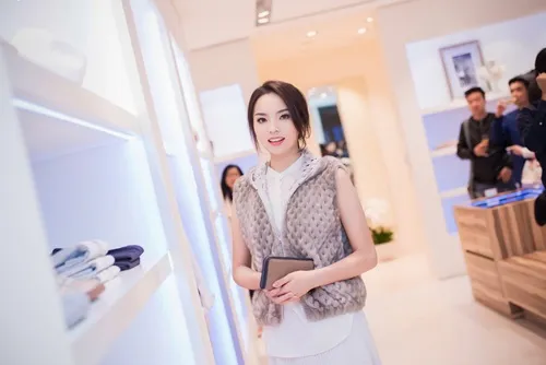 Ảnh mới nhất của tân Hoa hậu Kỳ Duyên ảnh 13