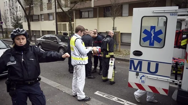 Khủng bố đẫm máu ở tòa soạn báo: 12 người chết ảnh 4 Khủng bố đẫm máu ở tòa soạn báo: 12 người chết ảnh 4