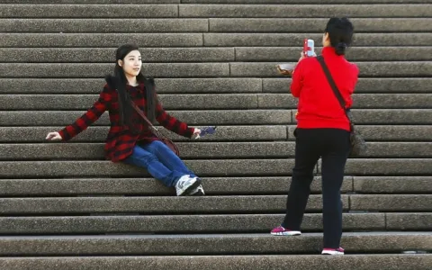 Trung Quốc lập danh sách những du khách ngỗ ngược khi đi nước ngoài ảnh 1