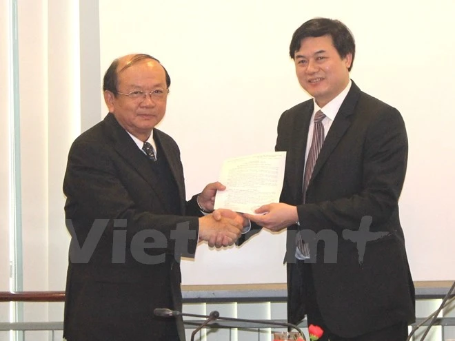 Nhân sự mới ảnh 1