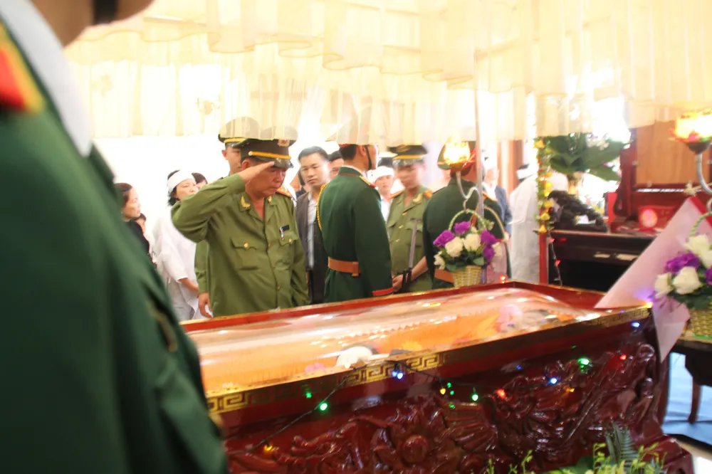 Vĩnh biệt Nguyễn Bá Thanh: Có ai biết trong đau thương lại có tự hào! ảnh 5